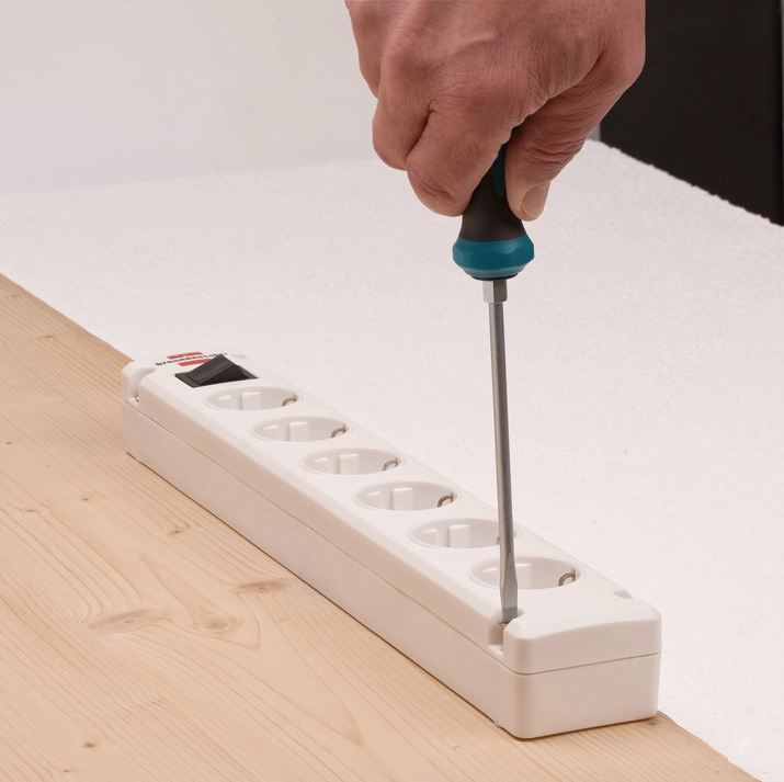 Multiprise Bremounta 6 Prises BRENNENSTUHL - 3m - H05VV-F3G1.5 Avec Interrupteur - Blanc - 1150651326 6 Multiprise Bremounta 6 Prises BRENNENSTUHL - 3m - H05VV-F3G1.5 Avec Interrupteur - Blanc - 1150651326 - Image 4