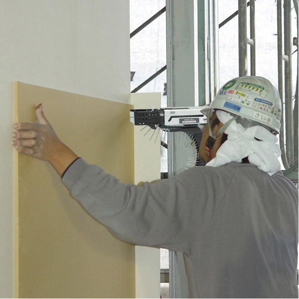 Visseuse Automatique MAKITA 470 W - 4 X 45 à 75 Mm - 6844 4 Visseuse Automatique MAKITA 470 W - 4 X 45 à 75 Mm - 6844 - Image 2