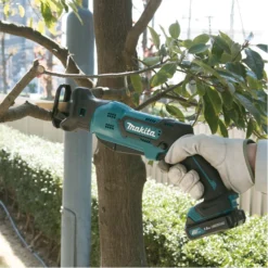 Scie Sabre 10.8 V Li-ion 4 Ah CXT MAKITA - JR103DSMJ 7 Scie Sabre 10.8 V Li-ion 4 Ah CXT MAKITA - JR103DSMJ -Outillage Soldes SDD40017 3