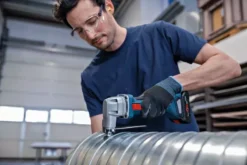 Cisaille à Tôle BOSCH GSC18V-16 E - Sans Batterie, Ni Chargeur - 0601926300 9 Cisaille à Tôle BOSCH GSC18V-16 E - Sans Batterie, Ni Chargeur - 0601926300 -Outillage Soldes cisaille a tole sans fil gsc 18v 16 e 0601926300 1