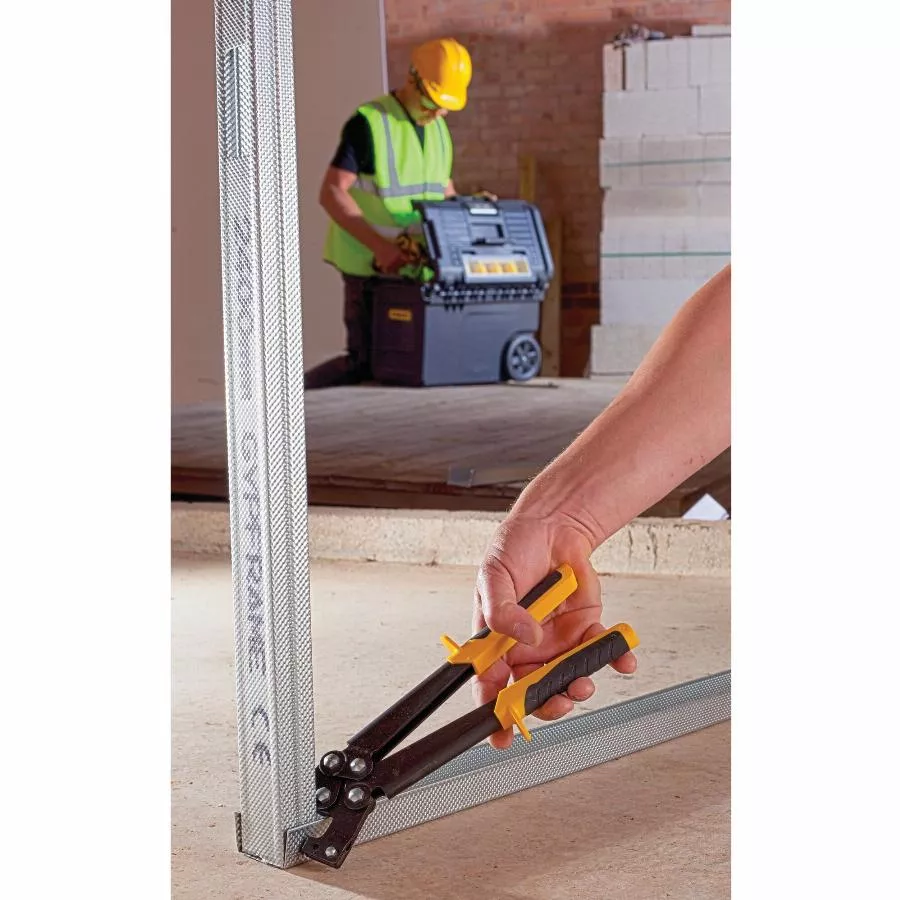 Stanley Pince A Sertir Les Profiles (1 mm) - 15-261 3 Stanley Pince A Sertir Les Profiles (1 mm) - 15-261